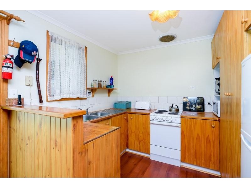 20 Jaguar Avenue, Port Willunga SA 5173