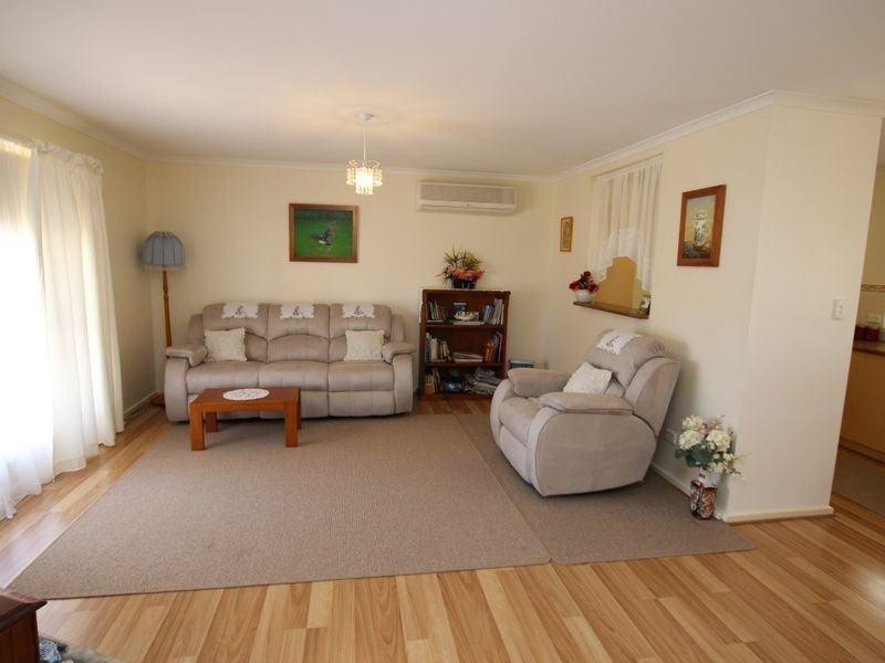 13 Leaker Avenue, Aldinga Beach SA 5173