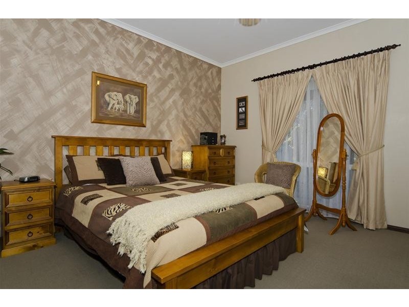 55 Endeavour Drive, Seaford Rise SA 5169