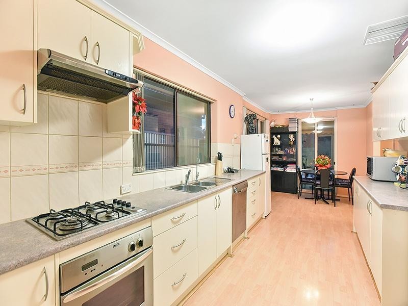 26 Williams Avenue, Hackham West SA 5163