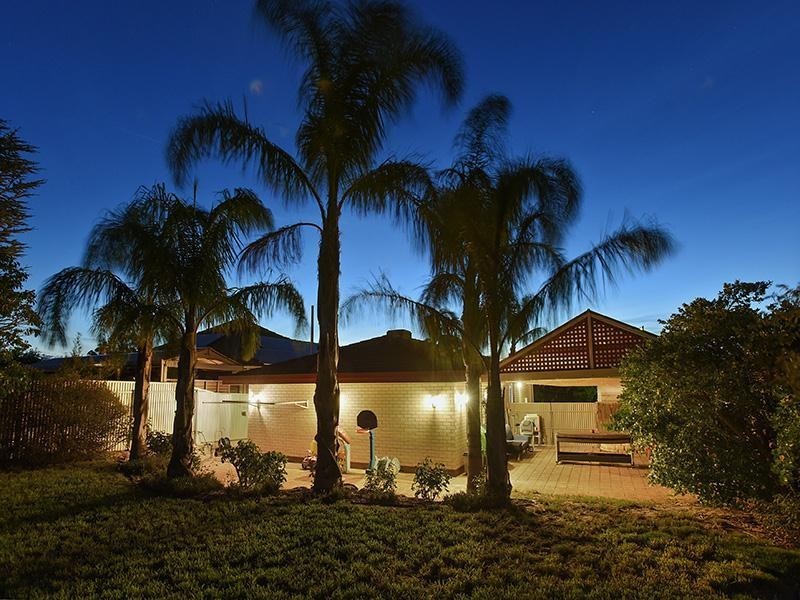 26 Williams Avenue, Hackham West SA 5163