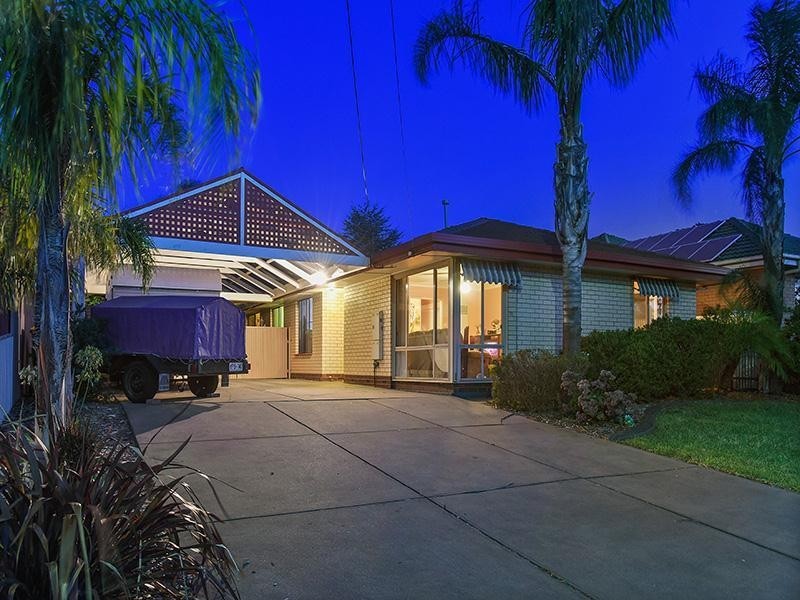 26 Williams Avenue, Hackham West SA 5163