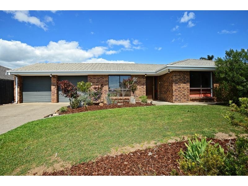 18 Goodrington Way, Moana SA 5169