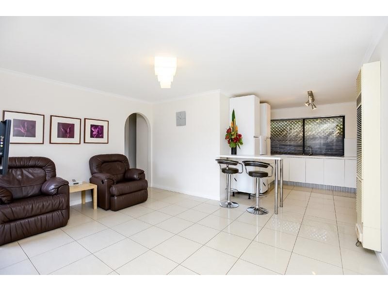 18 Goodrington Way, Moana SA 5169