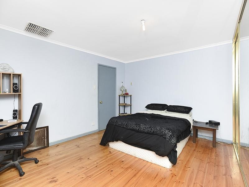 4 Athens Court, Hackham West SA 5163