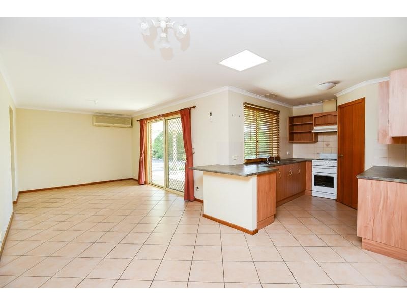 8 Grosvenor Road, Aldinga Beach SA 5173