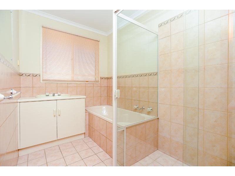 8 Grosvenor Road, Aldinga Beach SA 5173