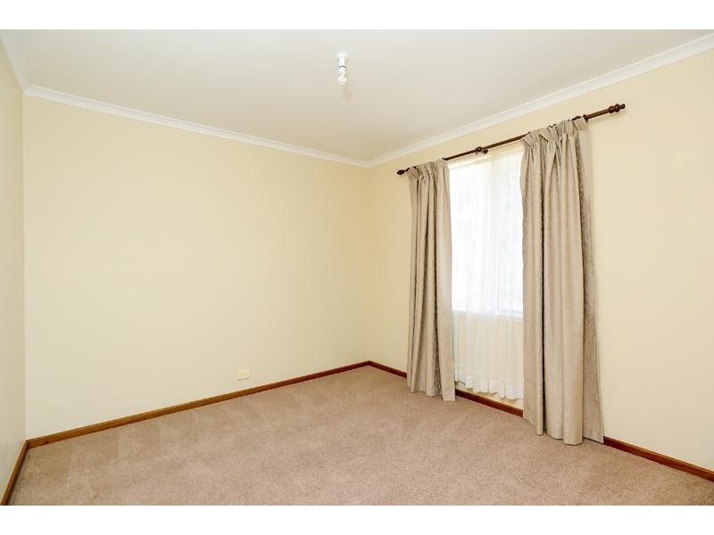 8 Grosvenor Road, Aldinga Beach SA 5173