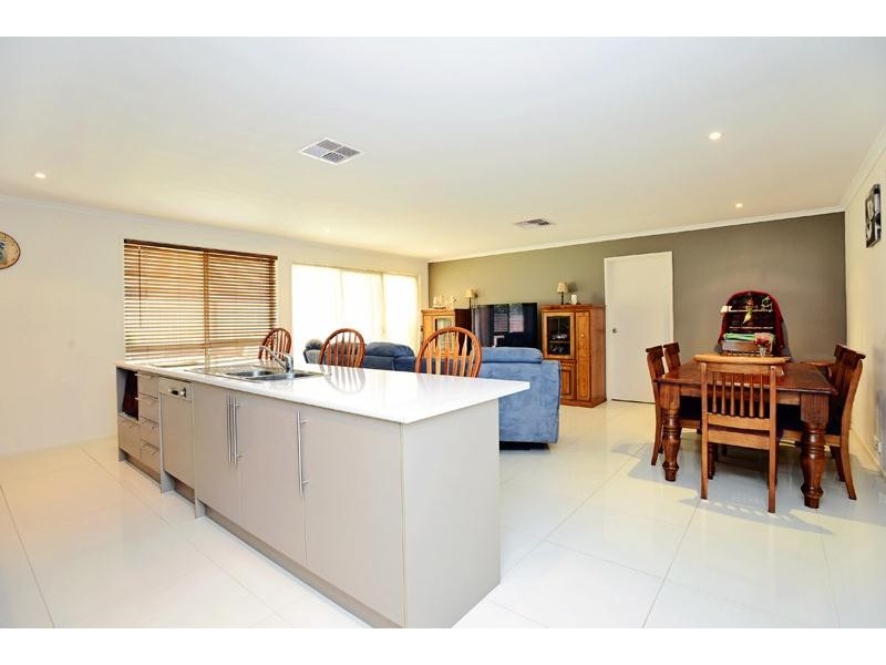 718 Grand Boulevard, Seaford Meadows SA 5169