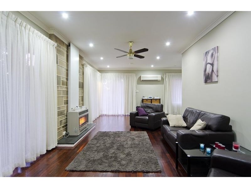 3 Charles Court, Aberfoyle Park SA 5159