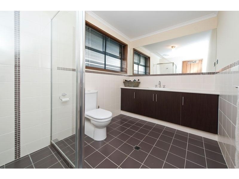 17 Hunt Road, Mclaren Flat SA 5171