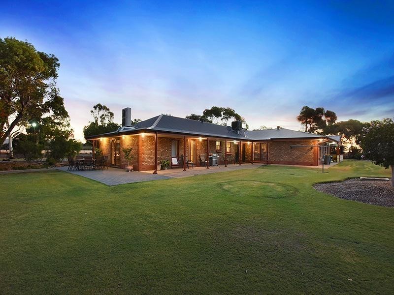 377 Old Coach Road, Aldinga SA 5173