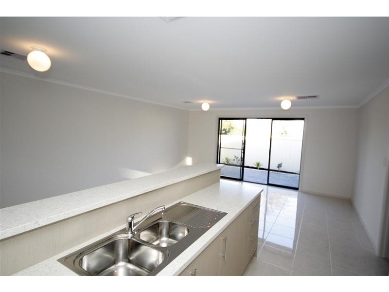 36 Brendan Street, Christie Downs SA 5164