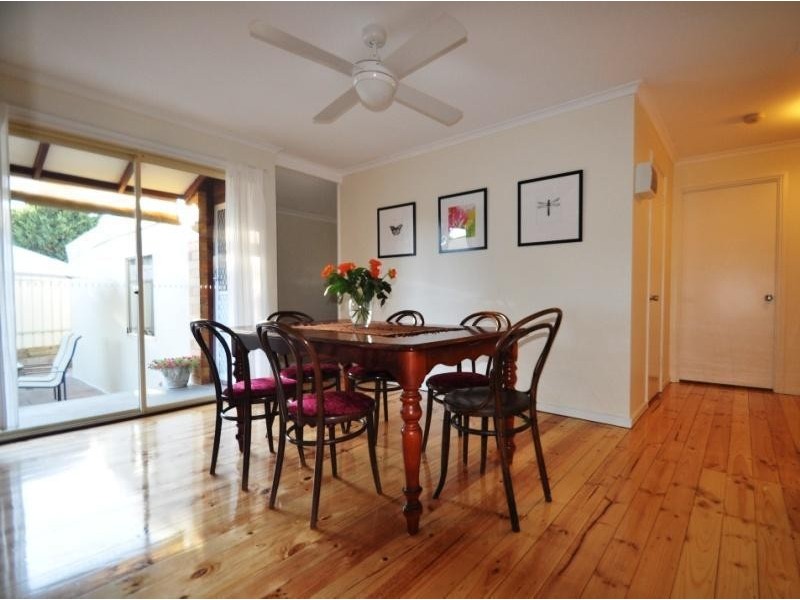 32 Diana Crescent, Morphett Vale SA 5162