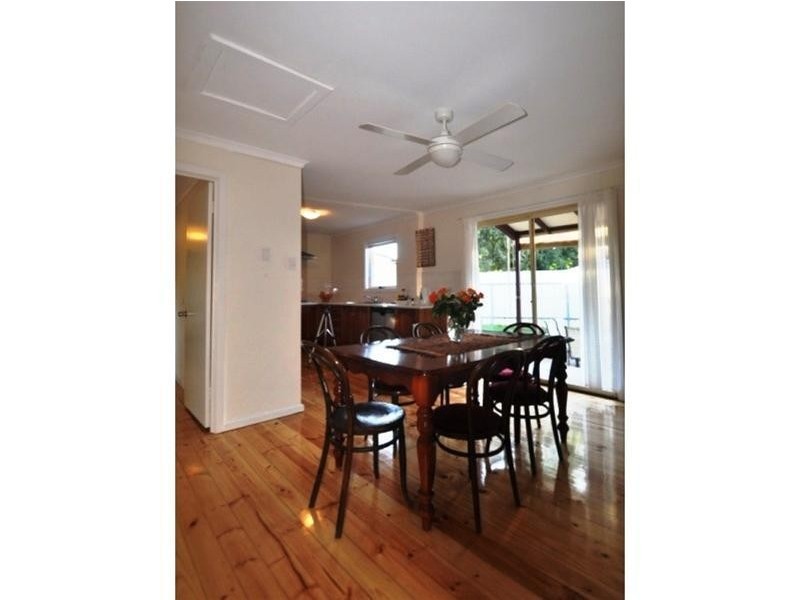 32 Diana Crescent, Morphett Vale SA 5162