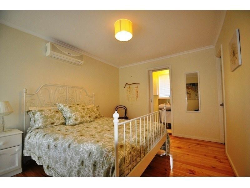 32 Diana Crescent, Morphett Vale SA 5162