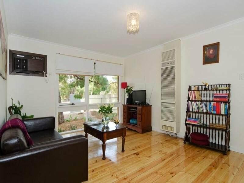 32 Diana Crescent, Morphett Vale SA 5162