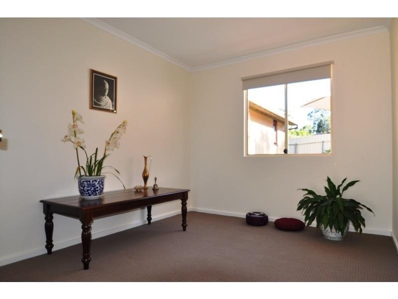 32 Diana Crescent, Morphett Vale SA 5162