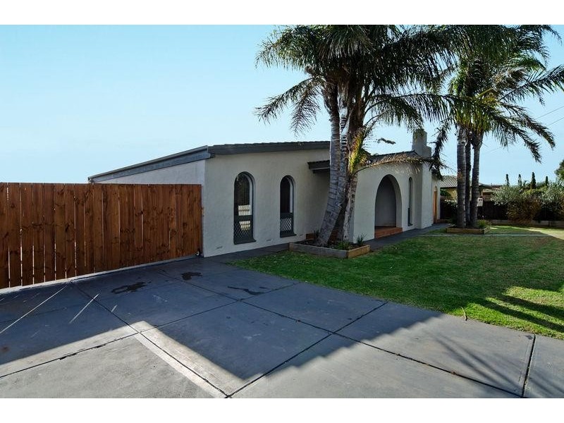 19 Robin Street, Port Noarlunga South SA 5167