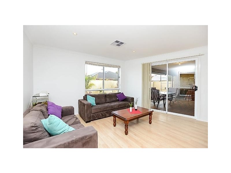 17 Buoy Crescent, Seaford Meadows SA 5169