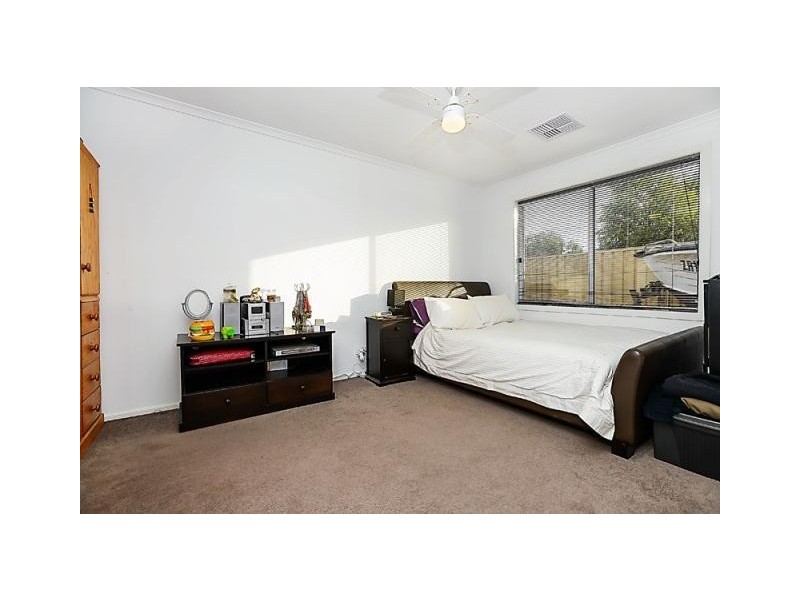 17 Buoy Crescent, Seaford Meadows SA 5169