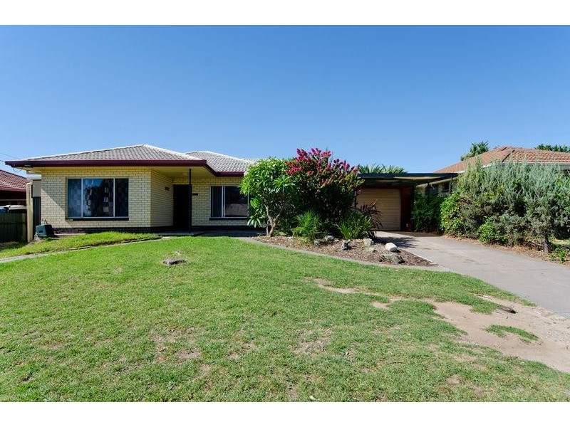 12 Corpe Avenue, Port Noarlunga SA 5167