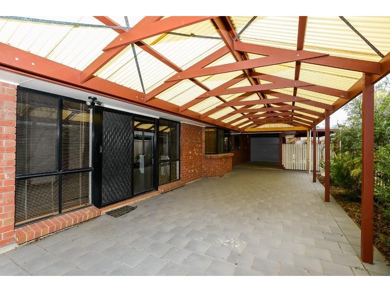 20 Brooks Circuit, Woodcroft SA 5162