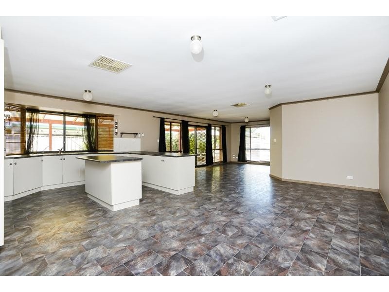 20 Brooks Circuit, Woodcroft SA 5162