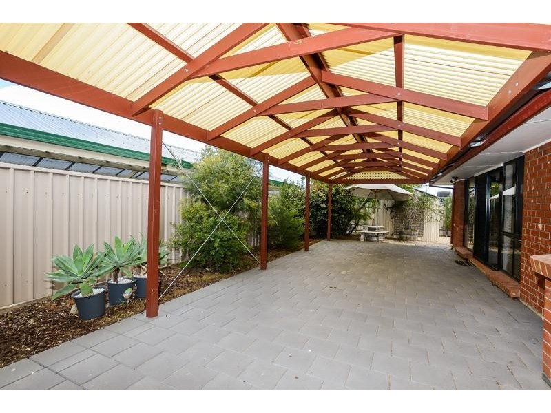 20 Brooks Circuit, Woodcroft SA 5162