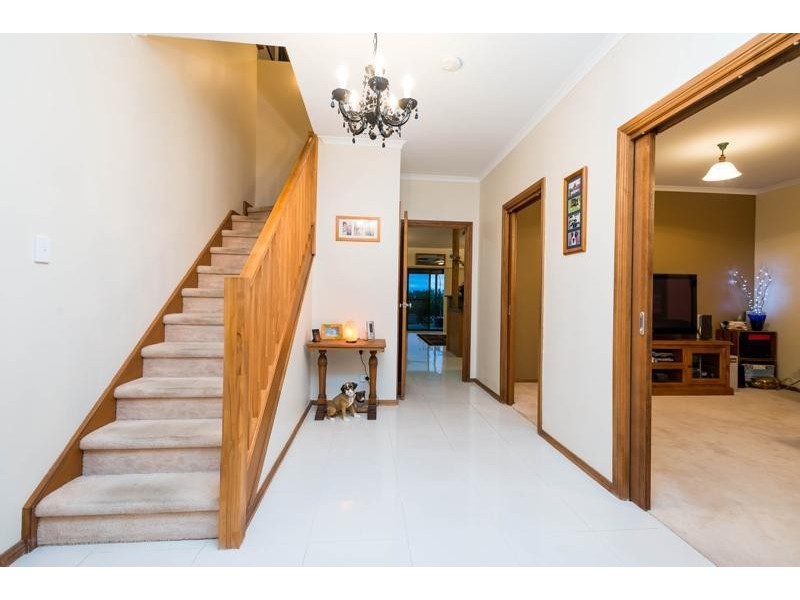 9 Harbour Drive, Seaford Rise SA 5169