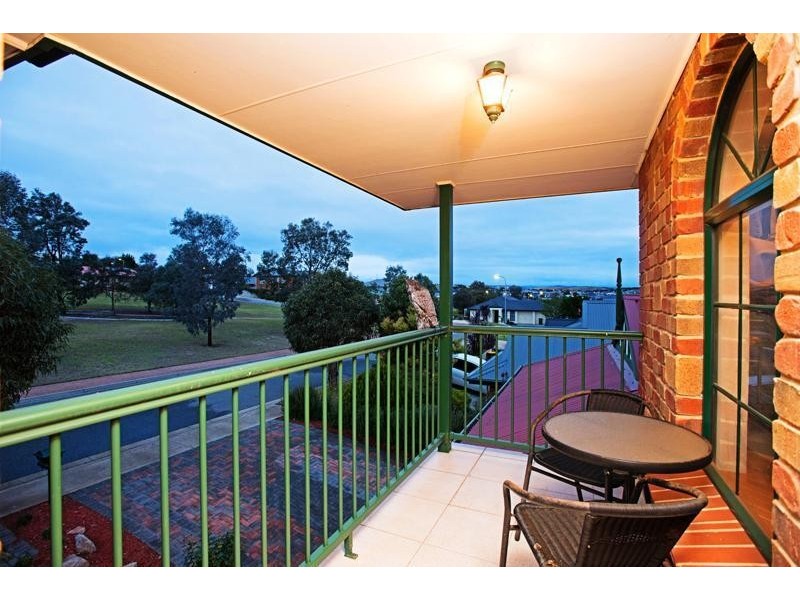 9 Harbour Drive, Seaford Rise SA 5169