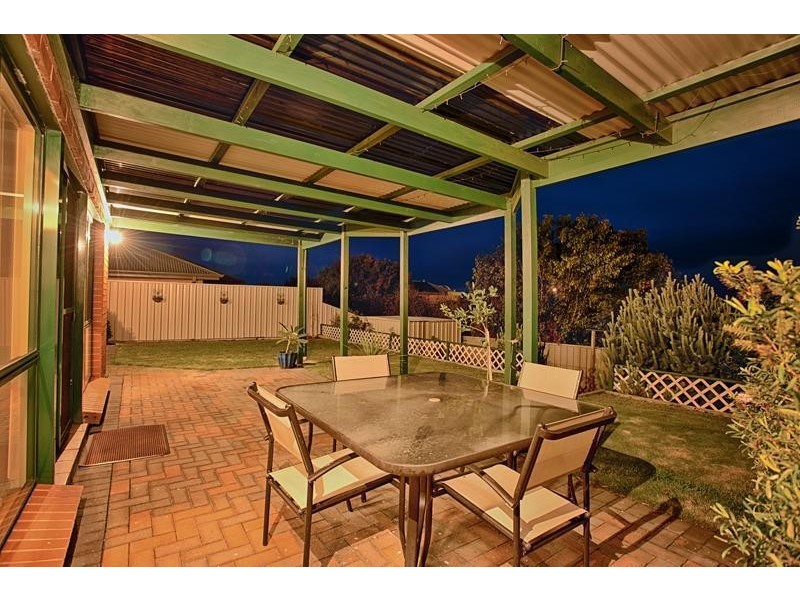 9 Harbour Drive, Seaford Rise SA 5169