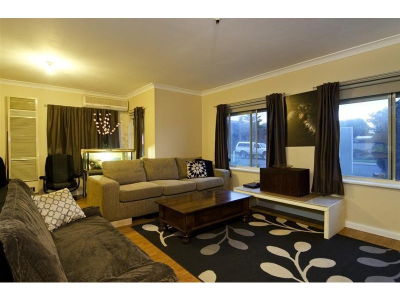 4 Fleet Street, Seaford SA 5169