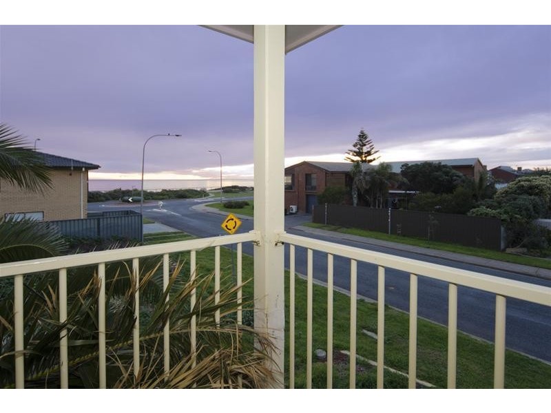 4 Fleet Street, Seaford SA 5169