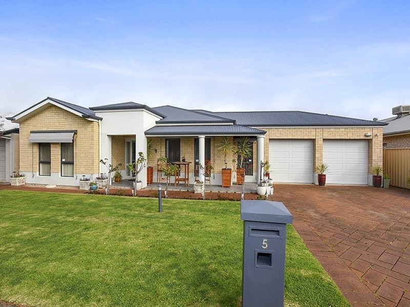 5 Basin Street, Aldinga Beach SA 5173