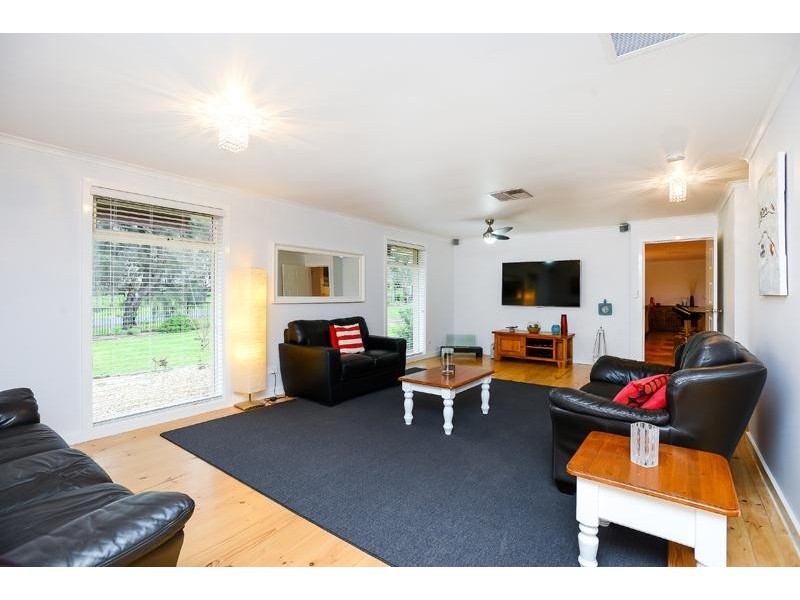 52 Oakley Road, Mclaren Flat SA 5171