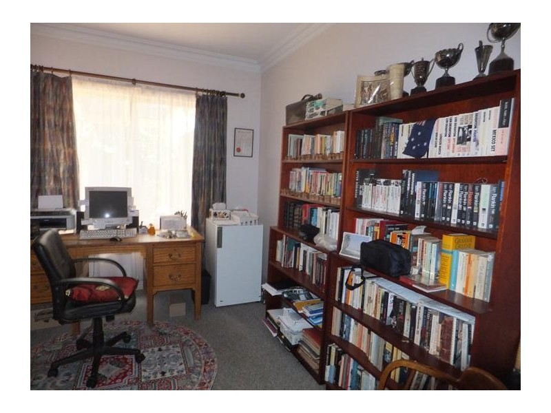 13 Waverley Drive, Willunga SA 5172