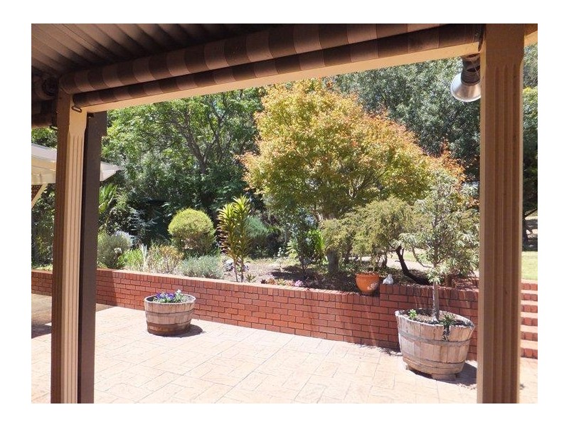 13 Waverley Drive, Willunga SA 5172