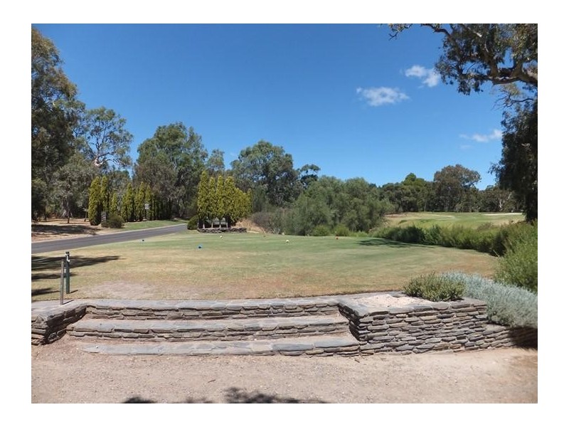 13 Waverley Drive, Willunga SA 5172