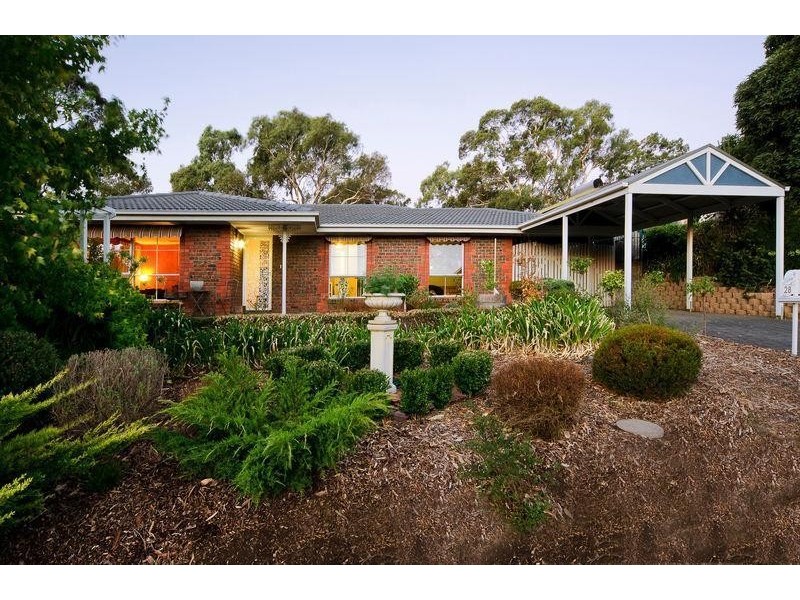 28 Lexcen Grove, Happy Valley SA 5159
