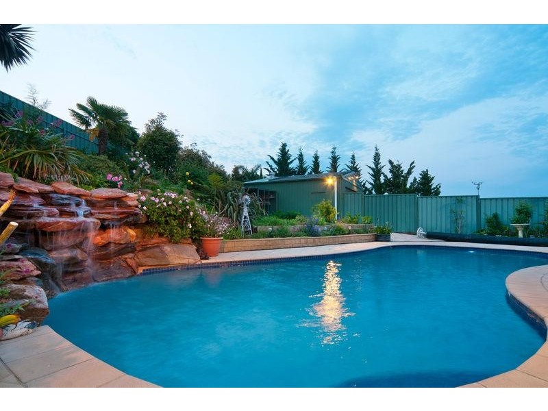 7 Hillside Court, Aberfoyle Park SA 5159