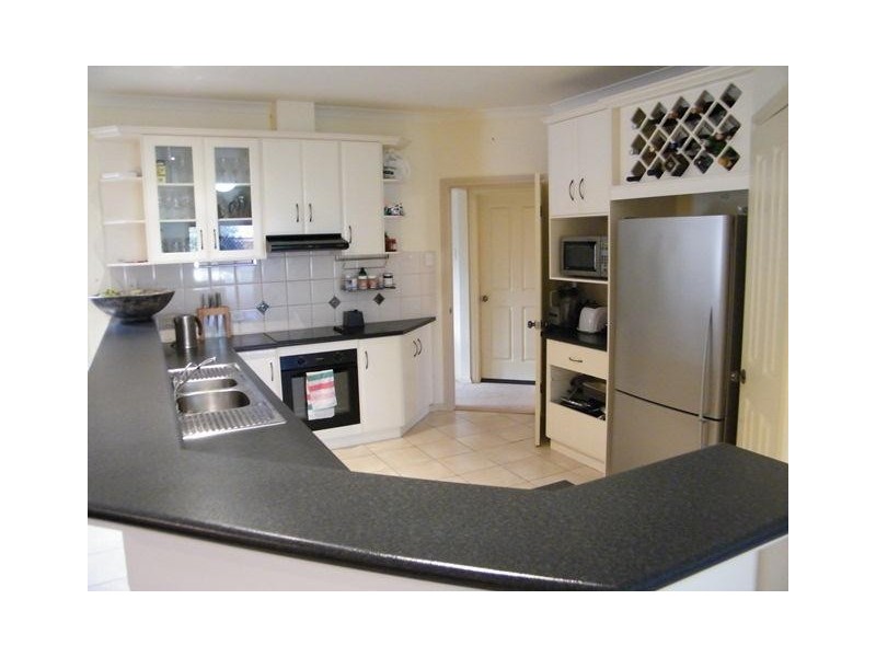 33 Rose Crescent, Mclaren Flat SA 5171