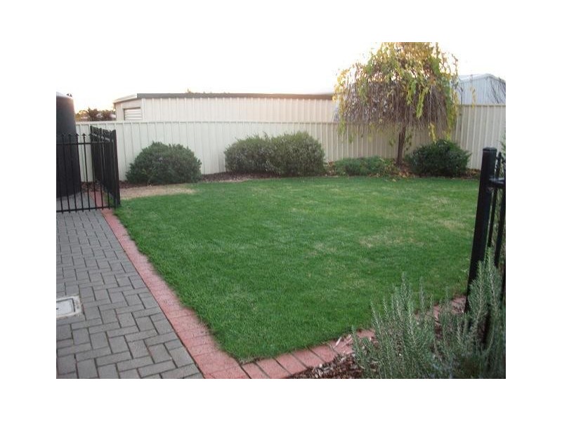 33 Rose Crescent, Mclaren Flat SA 5171