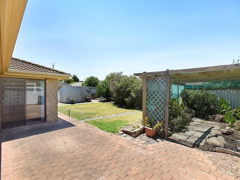 10 McMahon Road, Morphett Vale SA 5162
