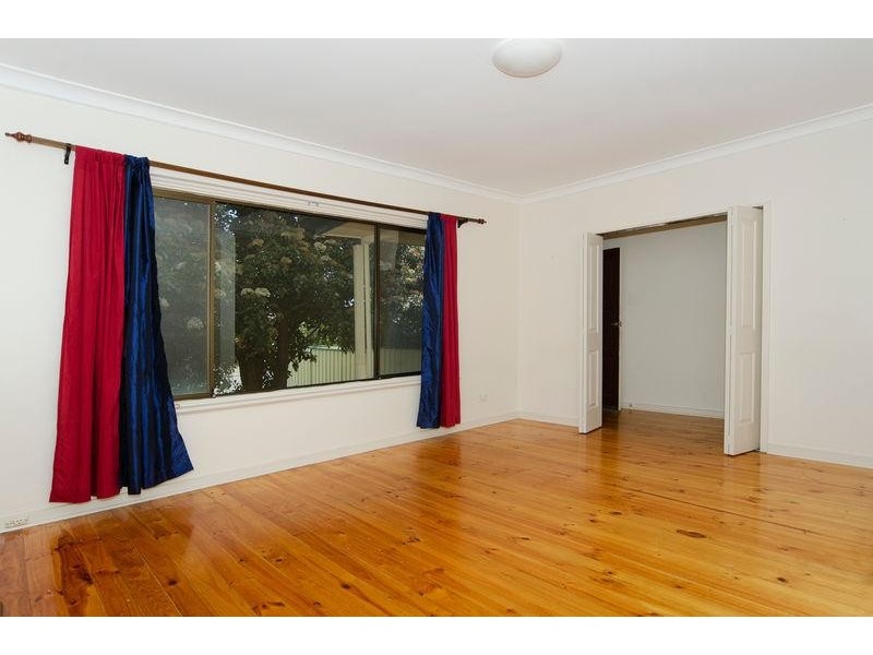 16 Clive Street, Morphett Vale SA 5162