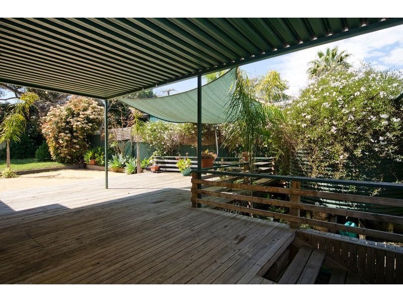 16 Clive Street, Morphett Vale SA 5162