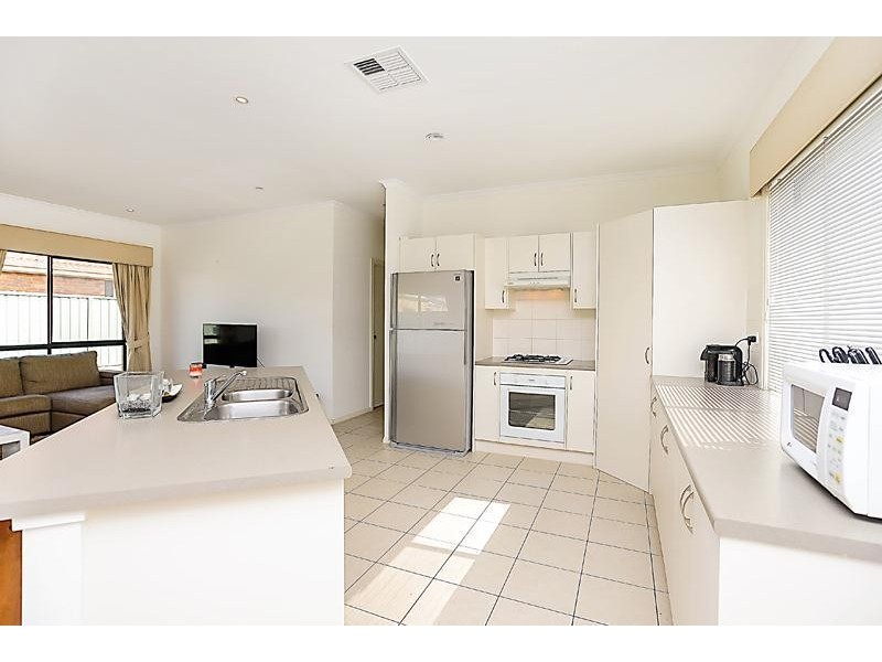 5 Emerald Boulevard, Aldinga Beach SA 5173