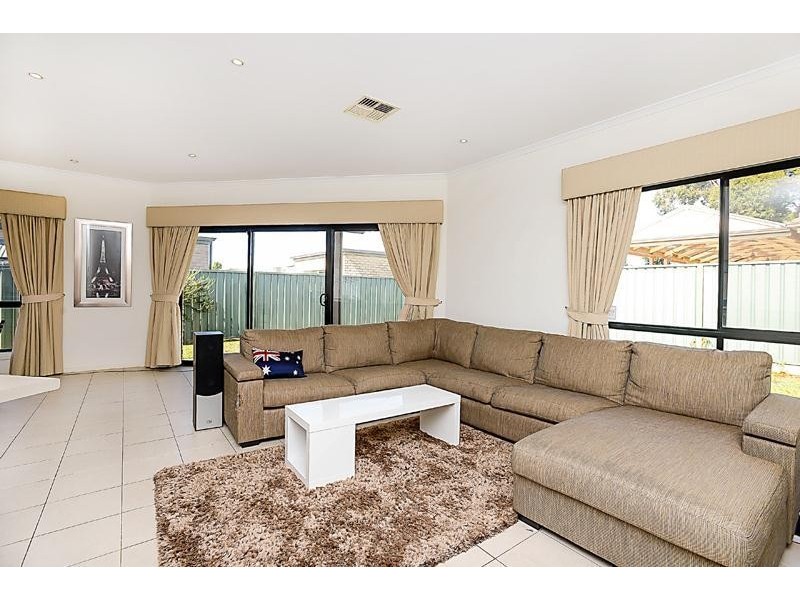 5 Emerald Boulevard, Aldinga Beach SA 5173