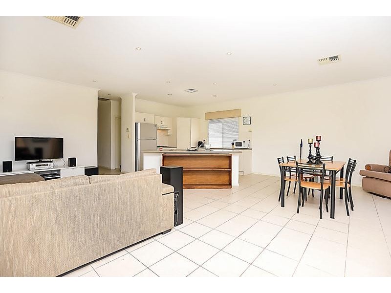 5 Emerald Boulevard, Aldinga Beach SA 5173