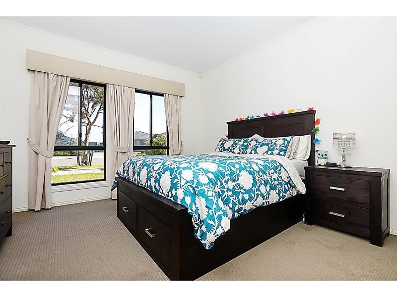 5 Emerald Boulevard, Aldinga Beach SA 5173